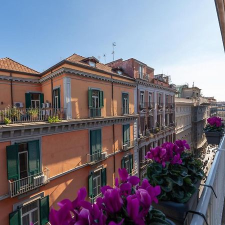 Bed and Breakfast Teatro Toledo 272 Neapel Exterior foto